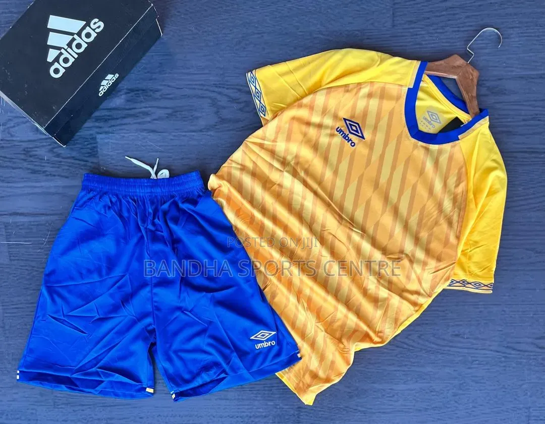 Plane Jersey in Box Me