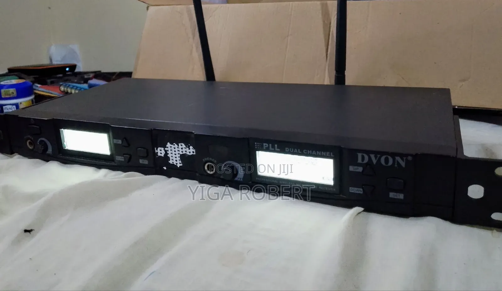 Dvon Wireless Microphones