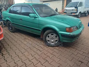 Toyota Corsa 1998 Green