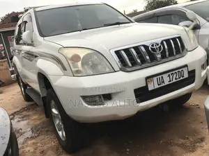 Toyota Land Cruiser Prado 2009 White