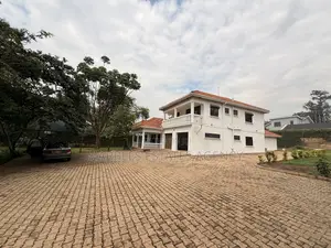 7bdrm Villa in Bugolobi, Central Division for rent