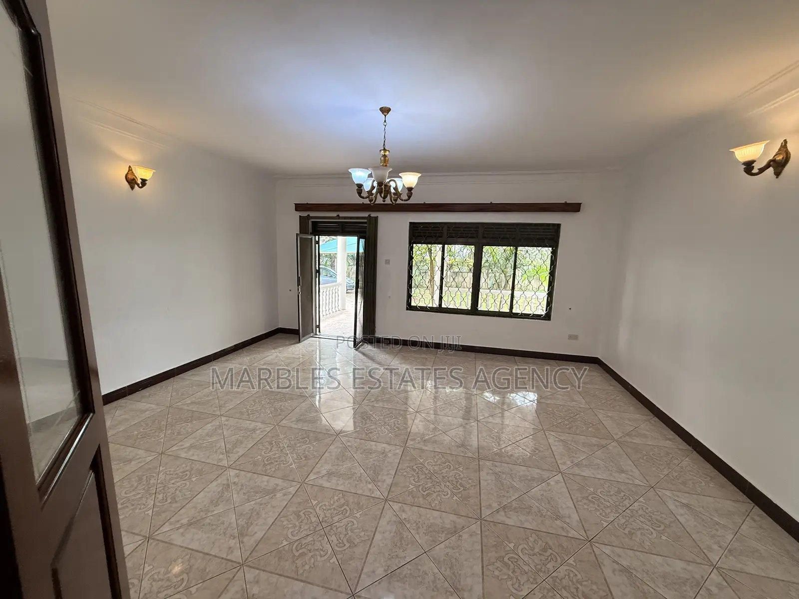 7bdrm Villa in Bugolobi, Central Division for rent