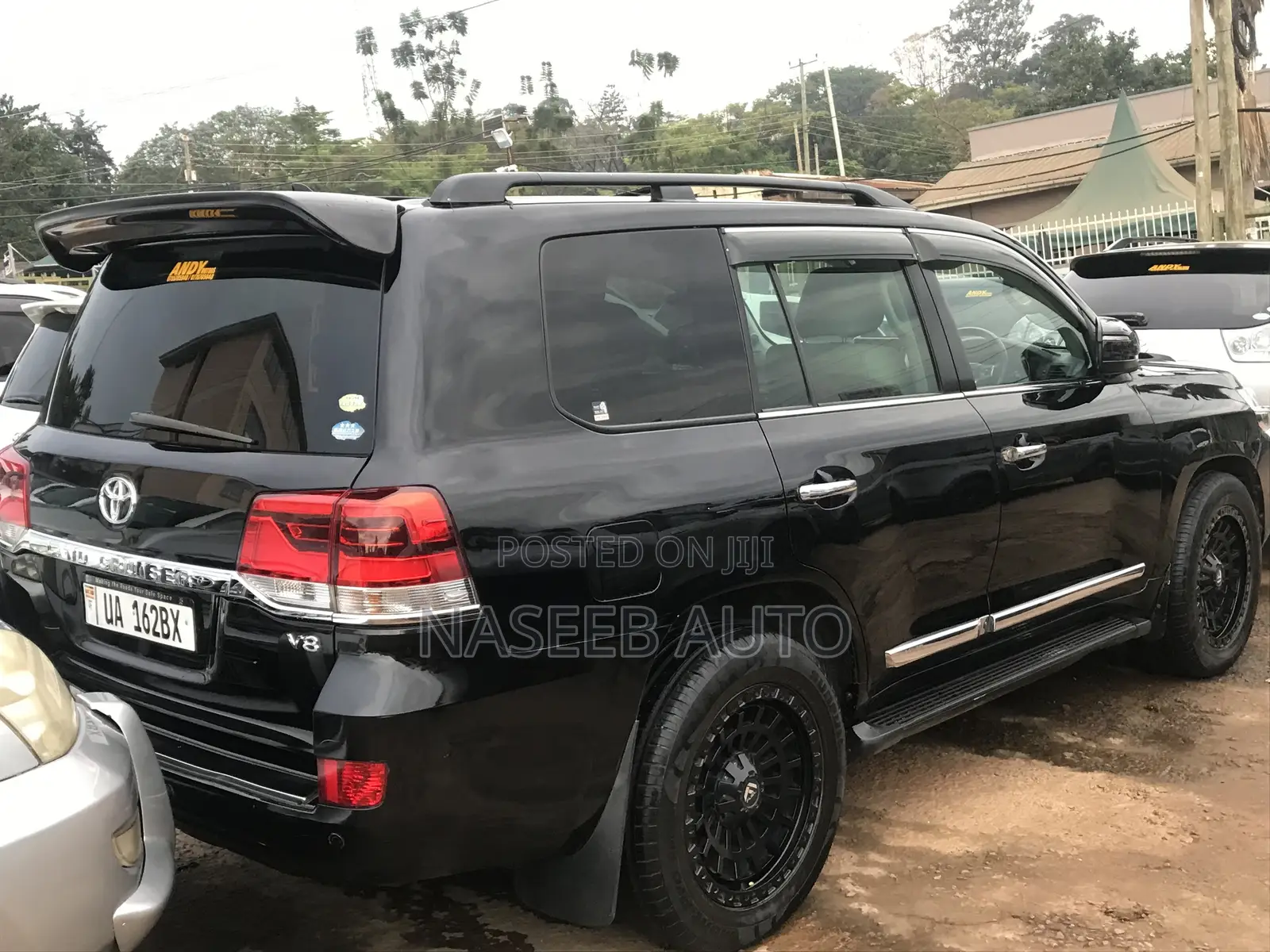 Toyota Land Cruiser Prado 2016 Black