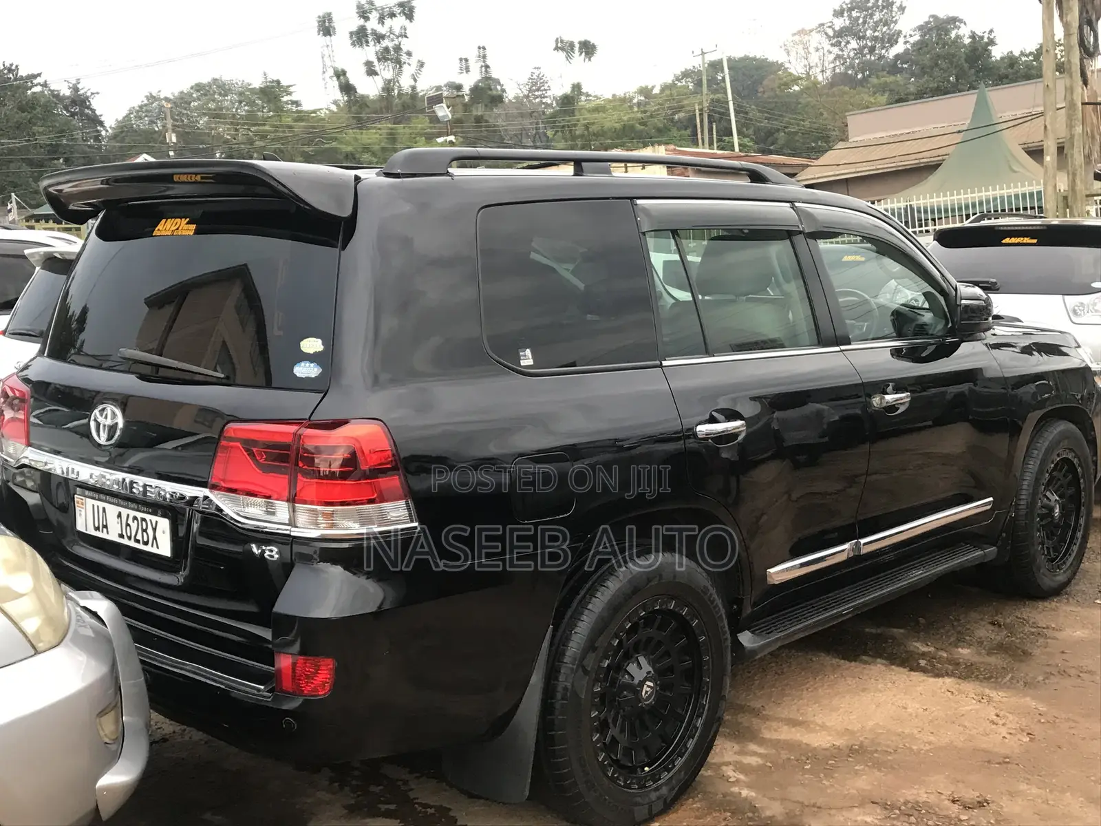 Toyota Land Cruiser Prado 2016 Black