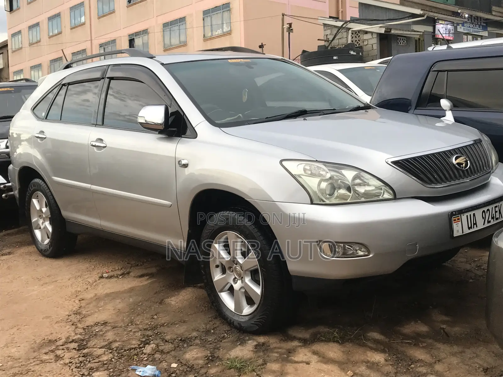 Toyota Harrier 2009 Silver