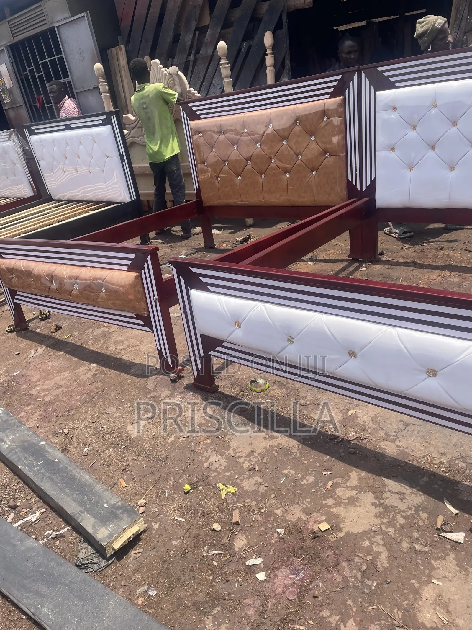 5by6 Stripes Bed