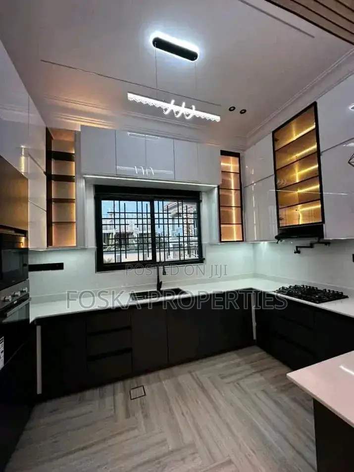 4bdrm Bungalow in Makindye, Central Division for rent