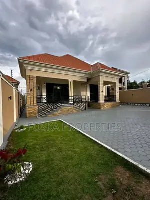 4bdrm Bungalow in Makindye, Central Division for rent