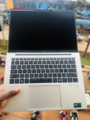 Laptop HP EliteBook 840 G11 16GB Intel Core Ultra 7 SSD 512GB