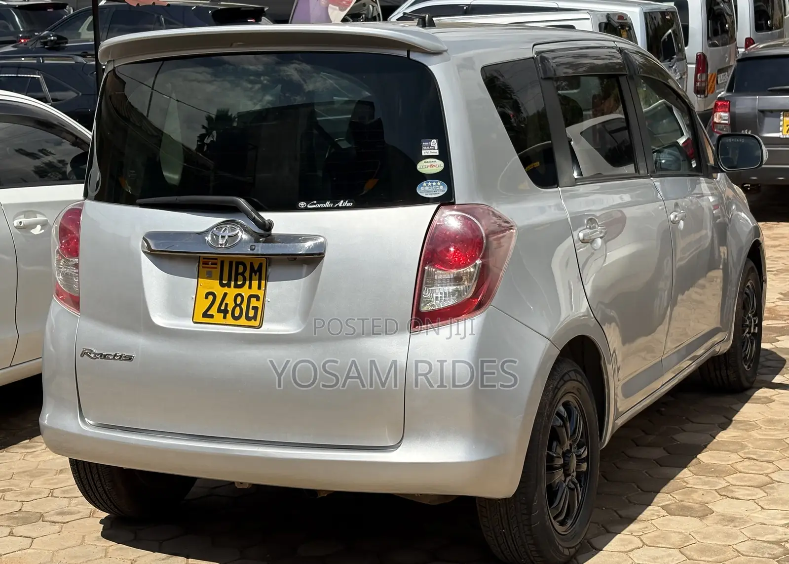 Toyota Ractis 1.5 FWD 2009 Silver