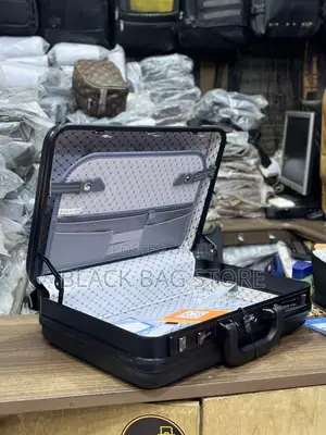 Briefcase_ Aluminum Frame