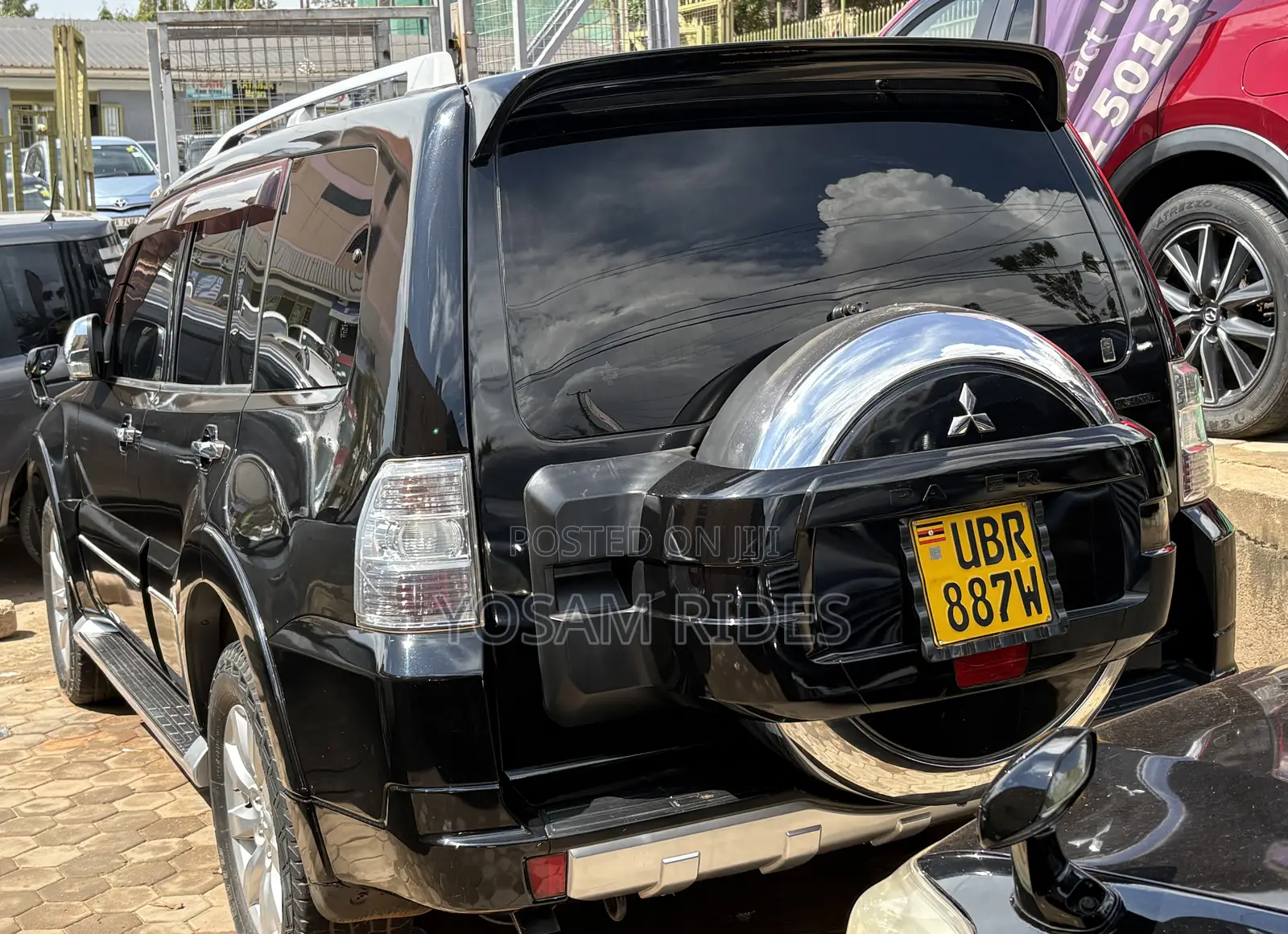 Mitsubishi Pajero 3.2 Di-Dc GLS 2012 Black