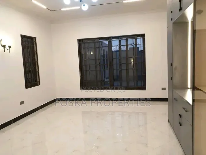 4bdrm Bungalow in Lukuli, Central Division for rent