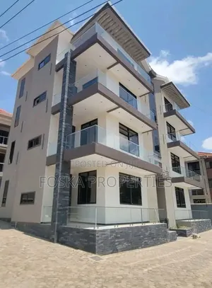 3bdrm Apartment in Muyenga, Central Division for rent