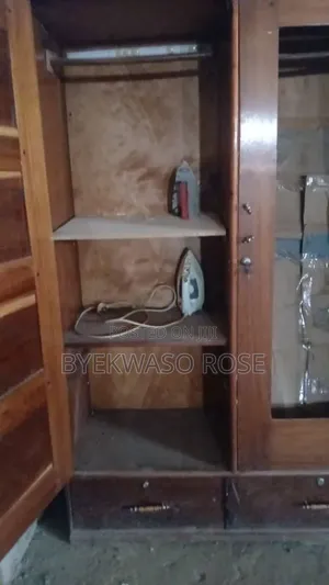 Wardrobe Bedroom Cabinet (Muvuulee Wood)