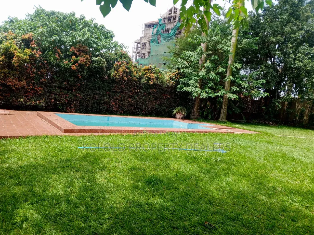 5bdrm Mansion in Naguru, Central Division for sale