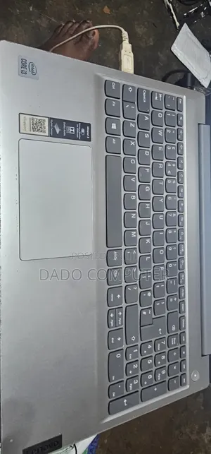 Laptop Lenovo Ideapad 3-14IIL05 4GB Intel Core i3 SSD 256GB