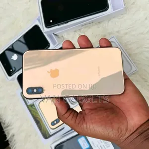 Apple iPhone XS 64 GB Rose Gold