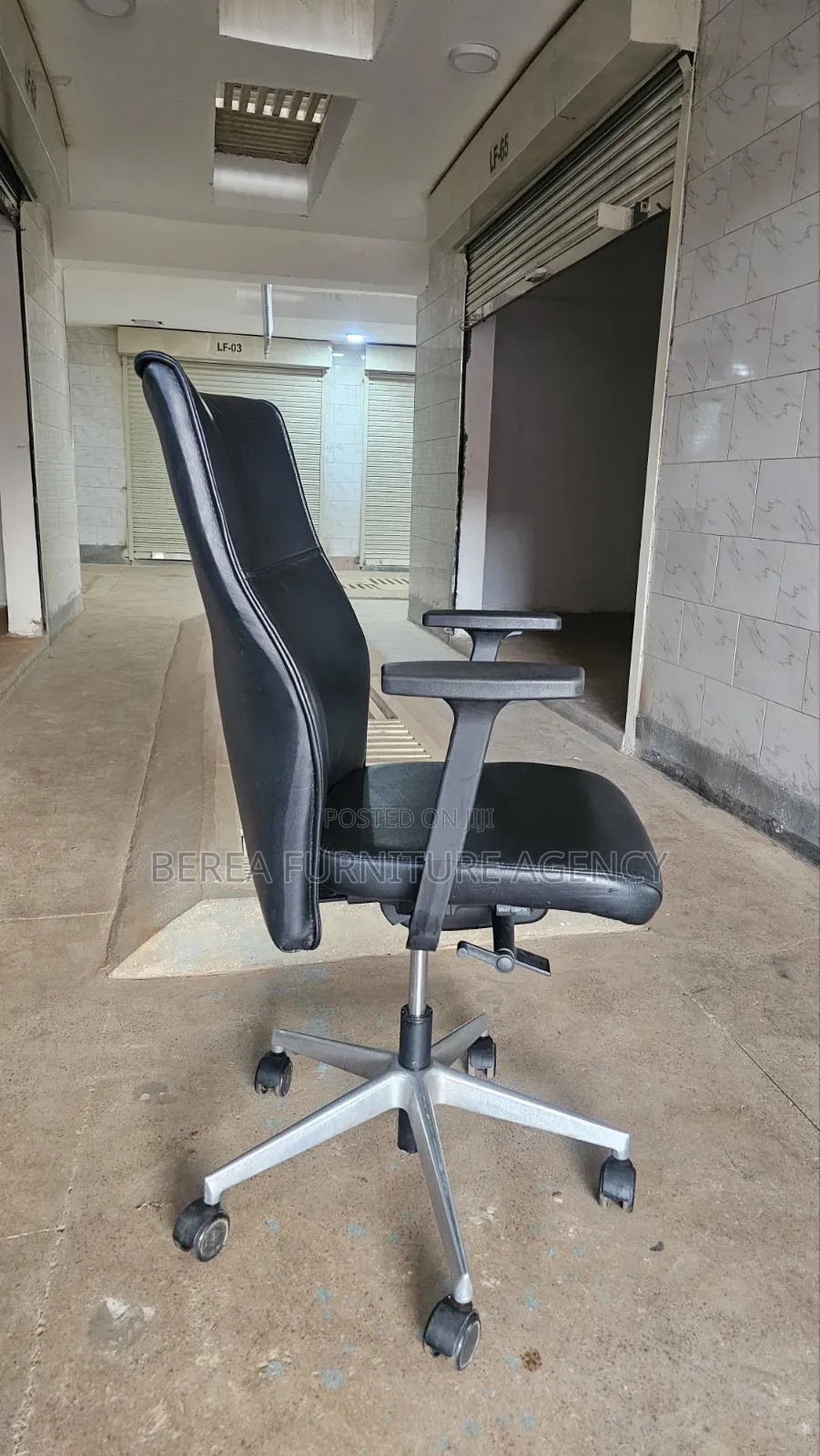 Pure Adjustable Recliner Executive Office Chair