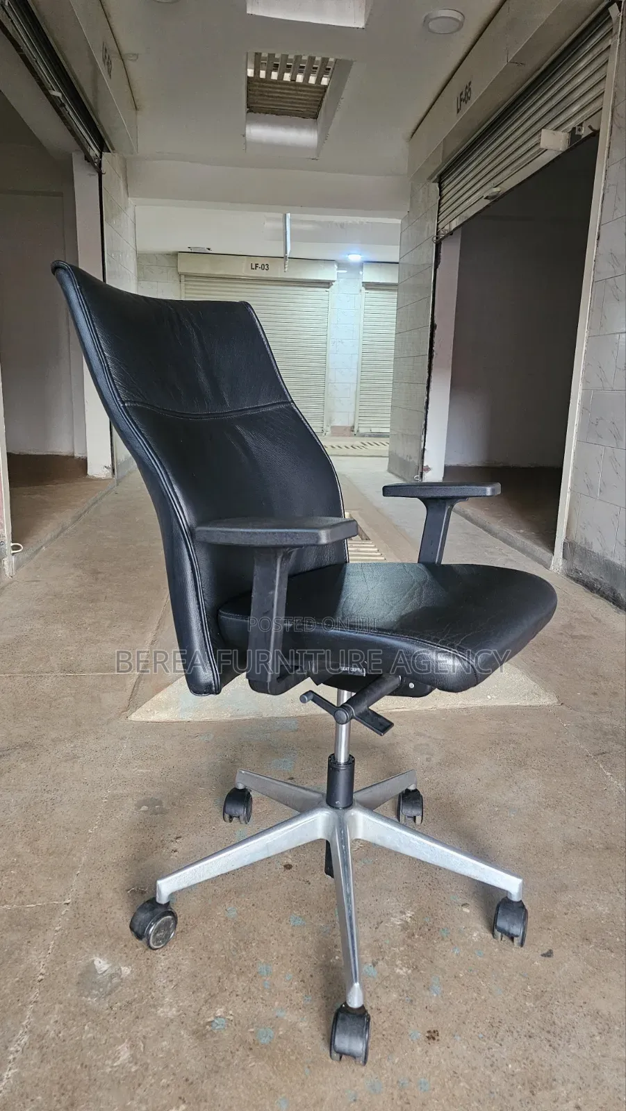 Pure Adjustable Recliner Executive Office Chair