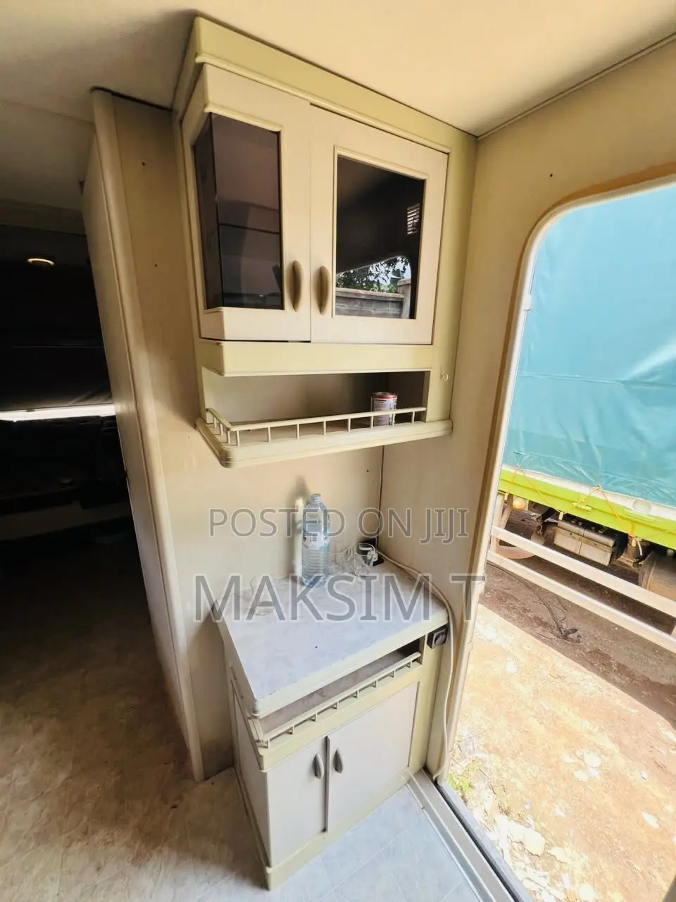 Caravan (Travel Trailer) HOBBY