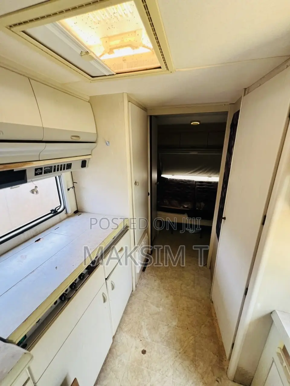 Caravan (Travel Trailer) HOBBY