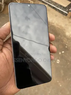 Infinix Smart 7 HD 64 GB White
