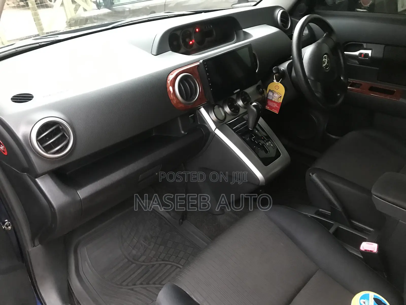 Toyota Corolla Rumion 2012 Blue