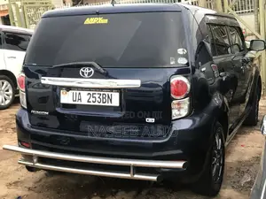 Toyota Corolla Rumion 2012 Blue
