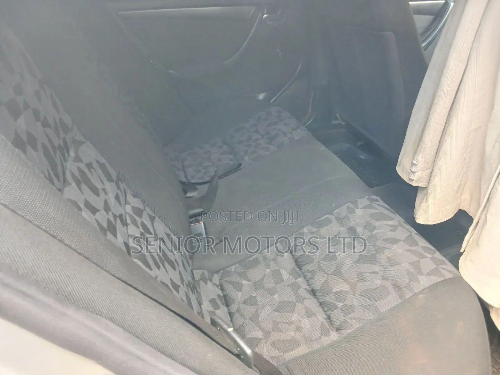 Mercedes-Benz C200 2000 Silver