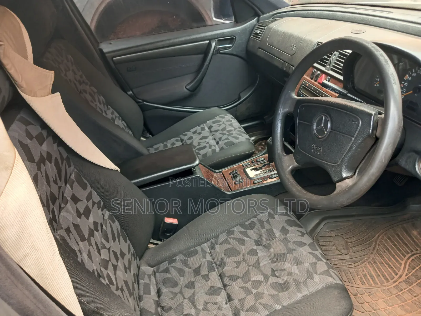Mercedes-Benz C200 2000 Silver