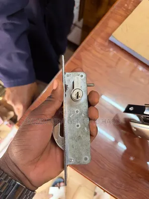 Slading Door Locker