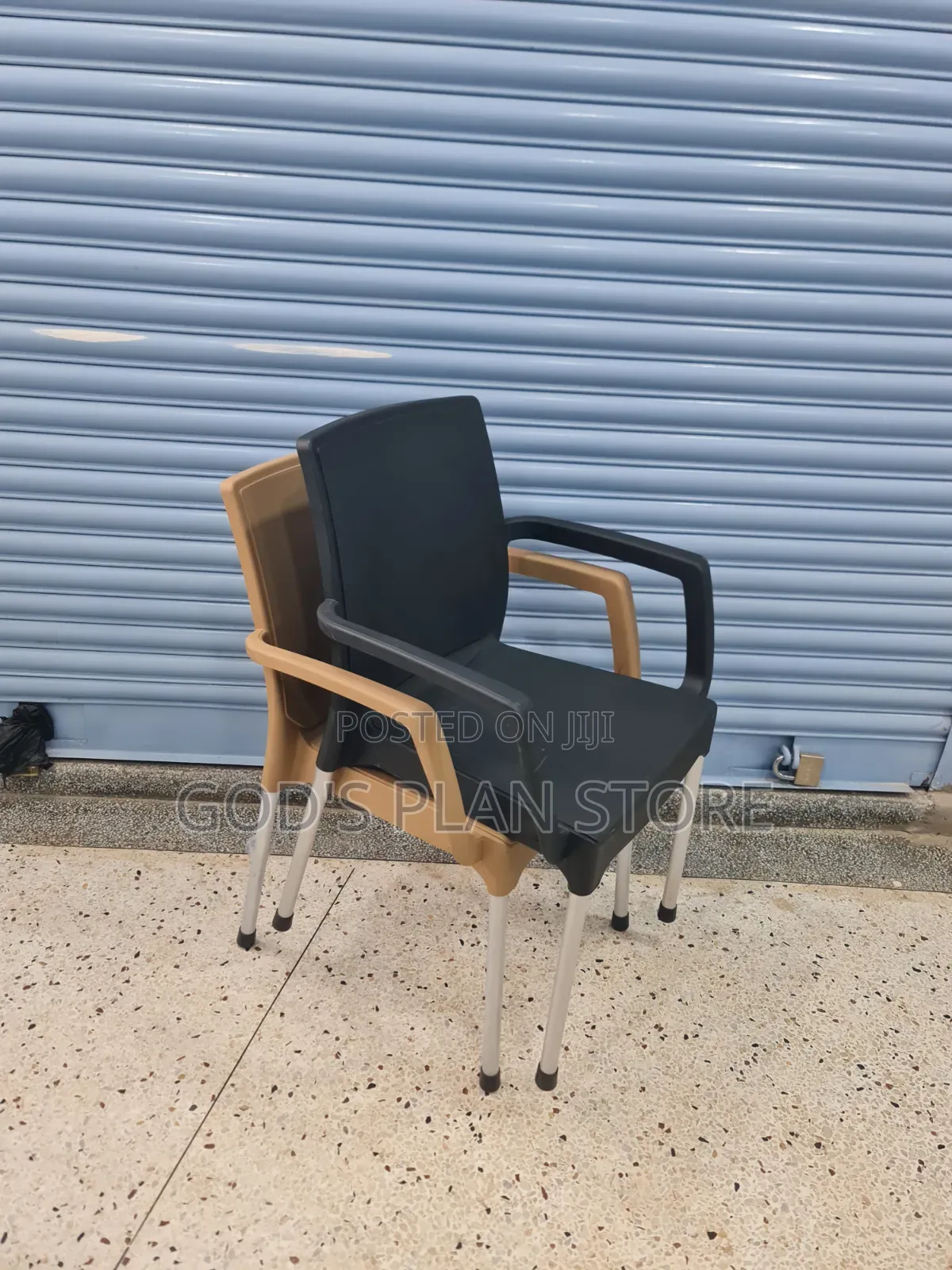 Everest Armrest Plastic Chairs Plastic Chairs