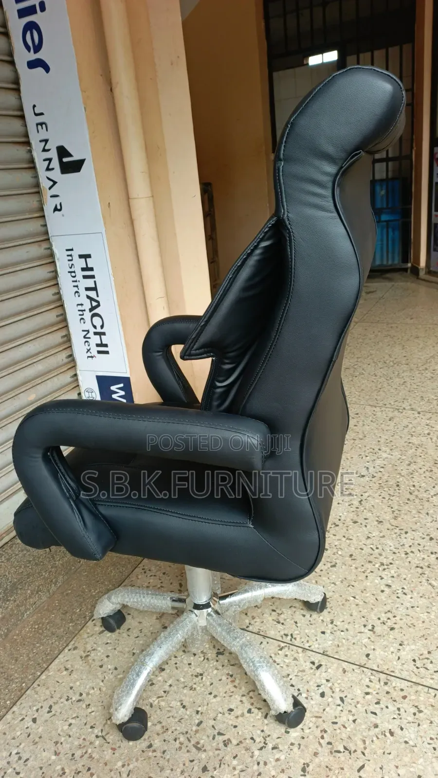 Long Back Executive Chair