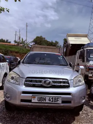 Toyota RAV4 2010 Silver