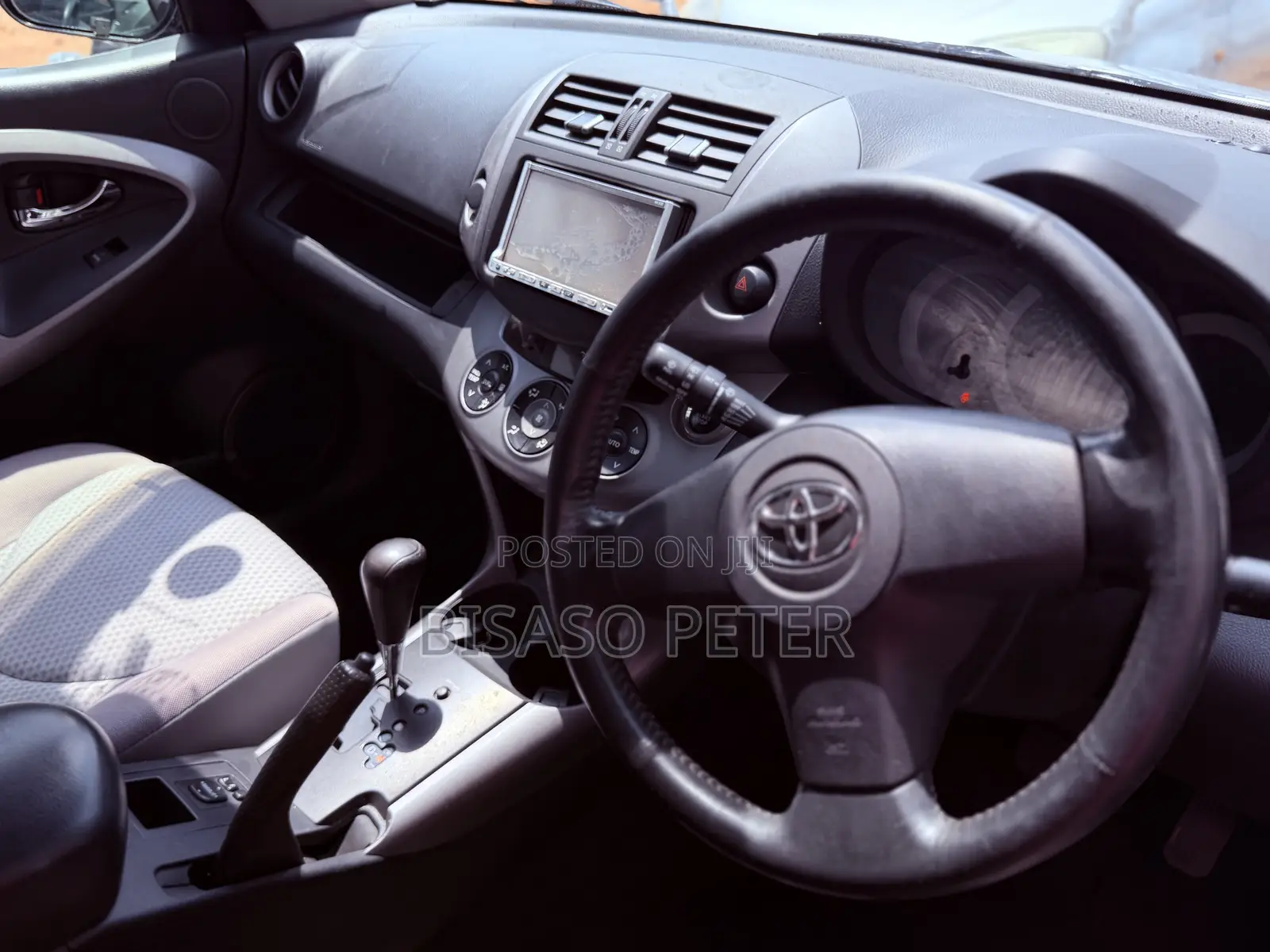 Toyota RAV4 2010 Silver