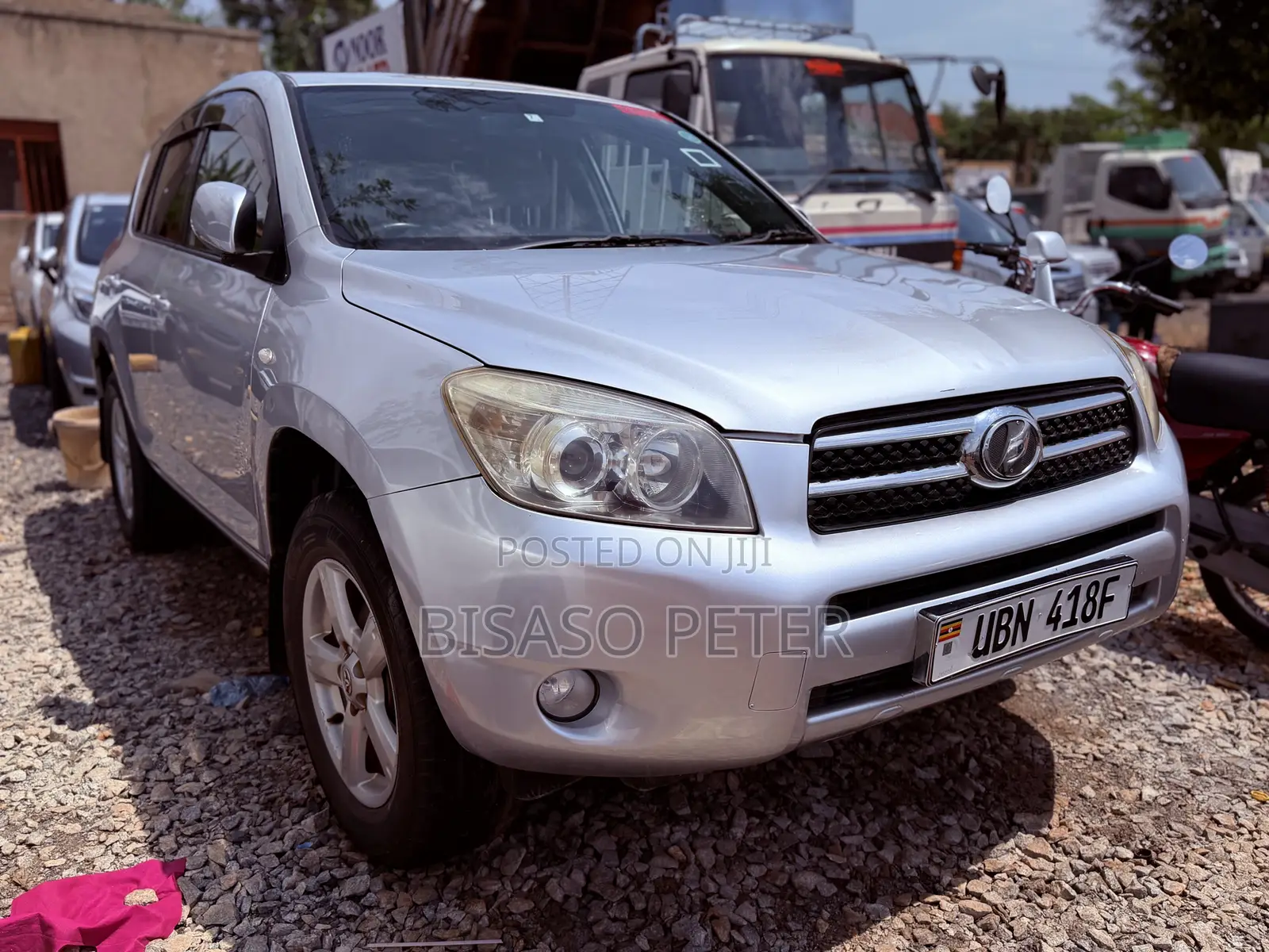 Toyota RAV4 2010 Silver