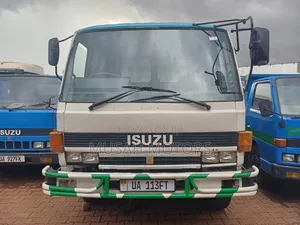 Isuzu Tipper