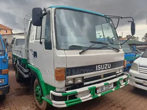 Isuzu Tipper
