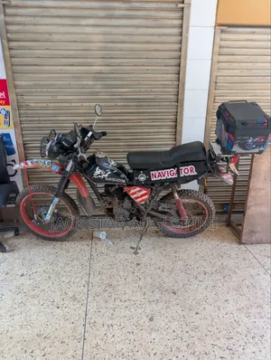 Honda XL 125 2008 Red