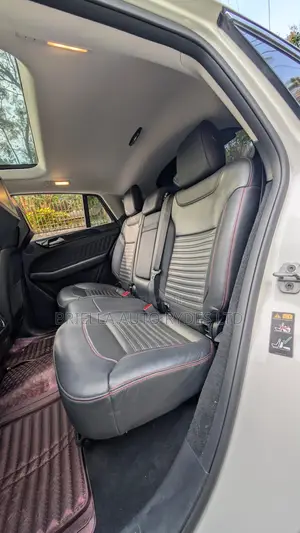 Mercedes-Benz GLE-Class 2018 White