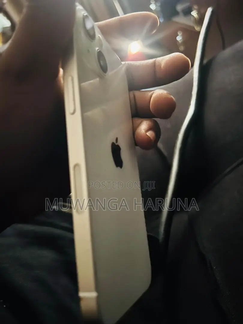 Apple iPhone 13 128 GB White