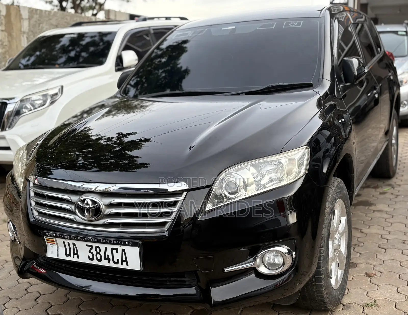 Toyota Vanguard 2013 Black
