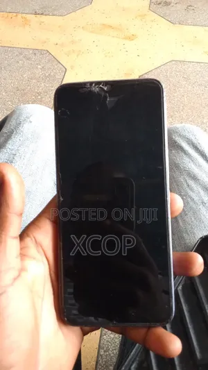 Infinix Hot 10i 64 GB Purple