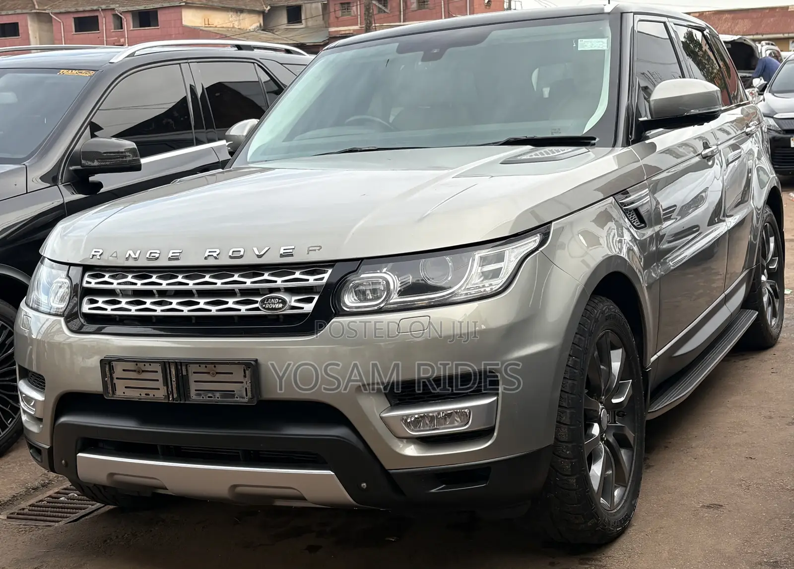 Land Rover Range Rover Sport HSE 4x4 (3.0L 6cyl 8A) 2016 Gold