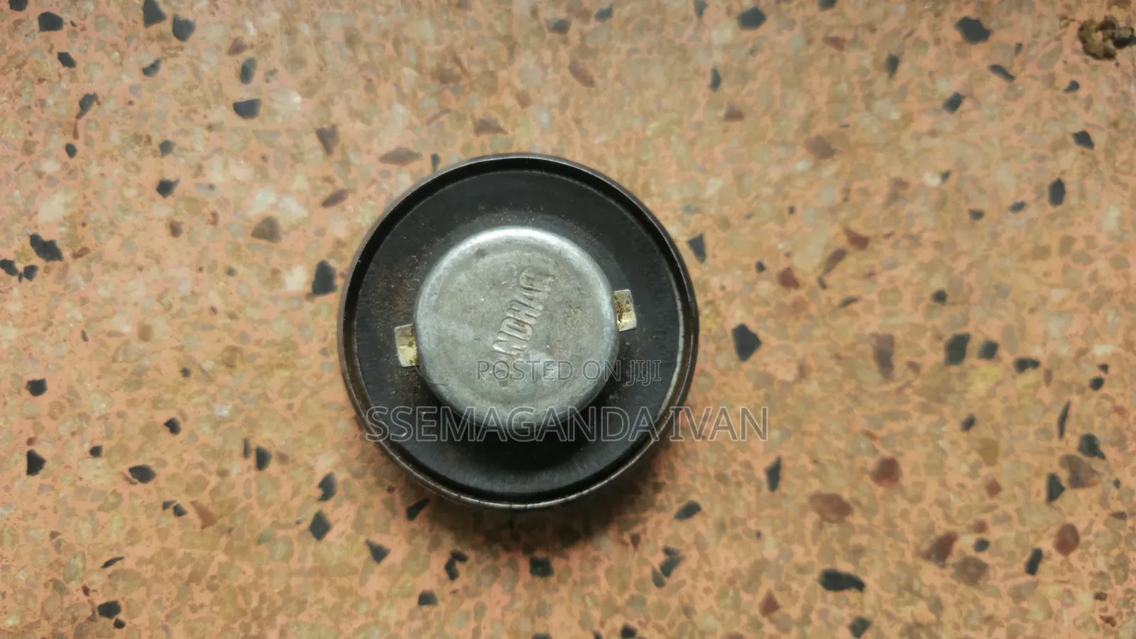 Suzuki Sierra Fuel Tank Cover