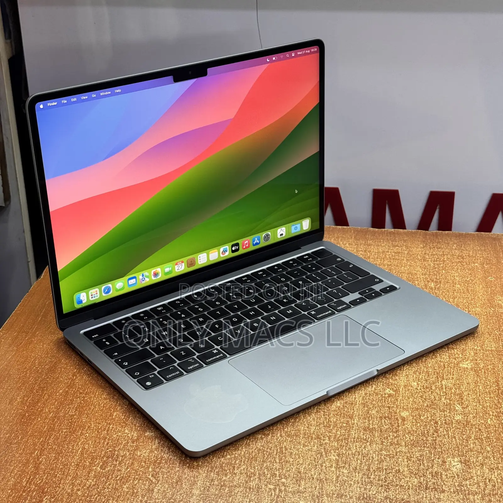 Laptop Apple MacBook Air 2022 M2 16GB Apple M2 SSD 1T