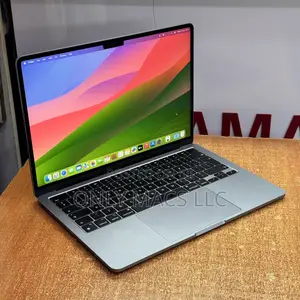 Laptop Apple MacBook Air 2022 M2 16GB Apple M2 SSD 1T