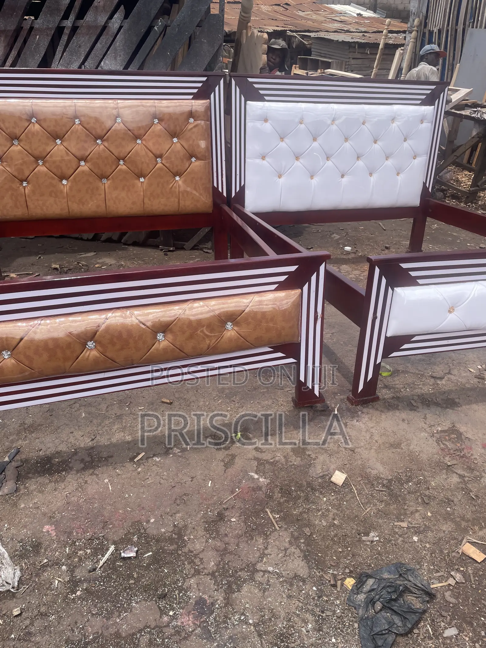 5by6 Maroon Bed