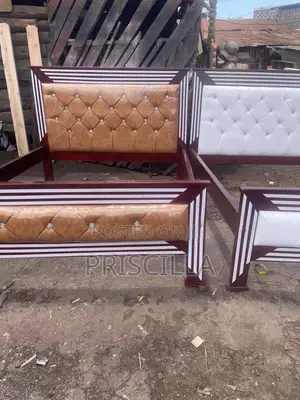 5by6 Maroon Bed